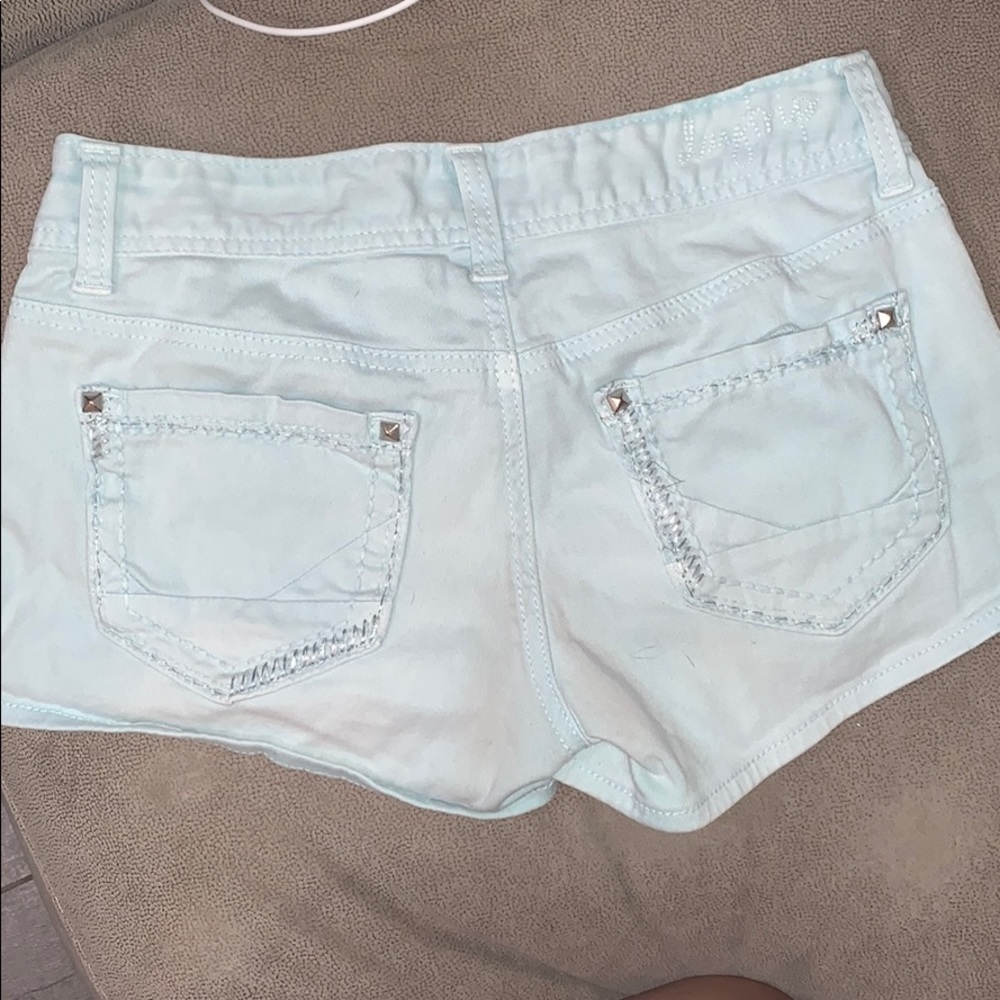 🧡 Shorts - Picture 5 of 6